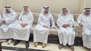 عبدالله بن سالم القاسمي يقدم واجب العزاء في وفاة سلطان خليفة عبيد بوشبص