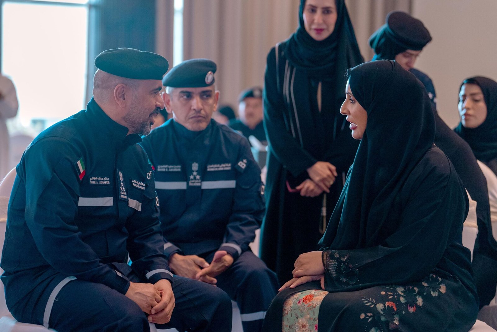 هيئة أبوظبي للدفاع المدني تحتفي بيوم المرأة الإماراتية 1 هيئة أبوظبي للدفاع المدني تحتفي بيوم المرأة الإماراتية