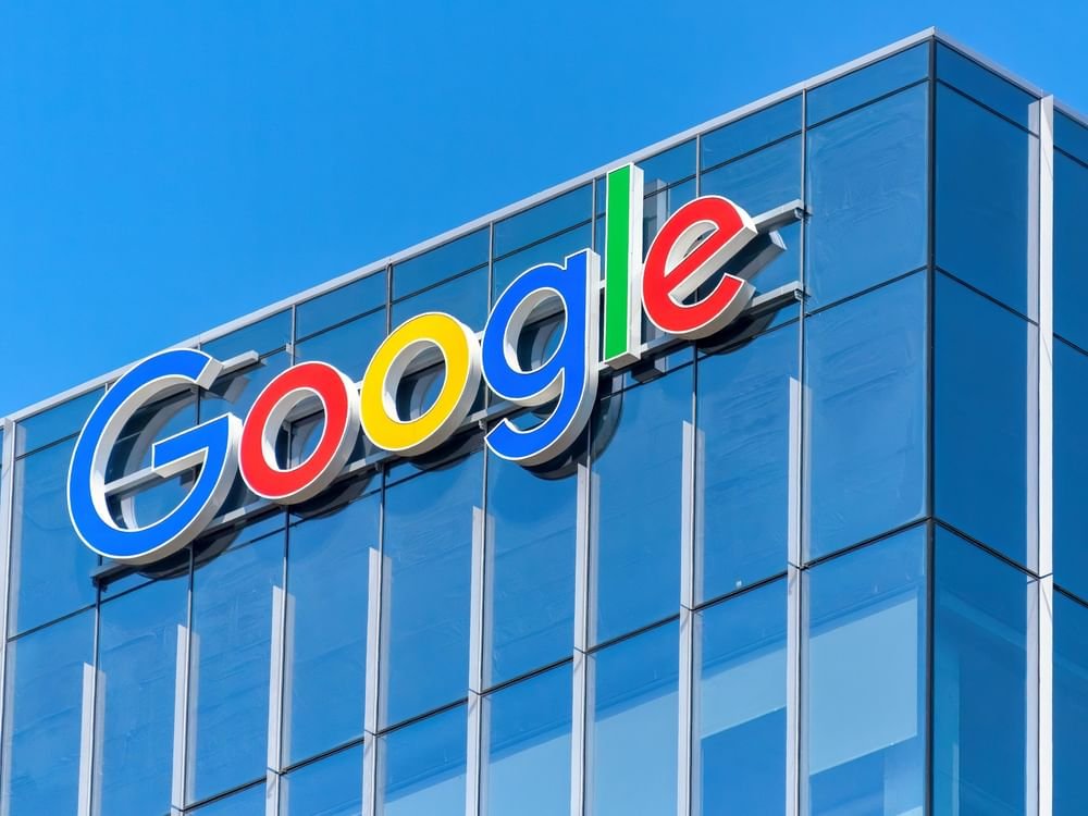 منصة "يوتيوب" تطلق ميزة تتيح لصناع المحتوى التعاون في إنتاج مقاطع الفيديو 1 منصة "يوتيوب" تطلق ميزة تتيح لصناع المحتوى التعاون في إنتاج مقاطع الفيديو