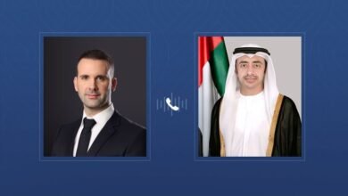 عبدالله بن زايد يبحث هاتفيا مع رئيس وزراء مونتينيغرو العلاقات الثنائية وتطورات حرائق الغابات