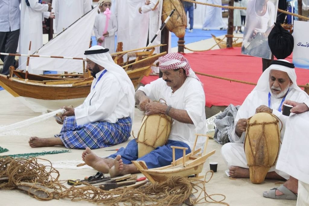 مهرجان "دبا الحصن للمالح والصيد البحري" يسلط الضوء على المهن المرتبطة بالبحر 1 مهرجان "دبا الحصن للمالح والصيد البحري" يسلط الضوء على المهن المرتبطة بالبحر