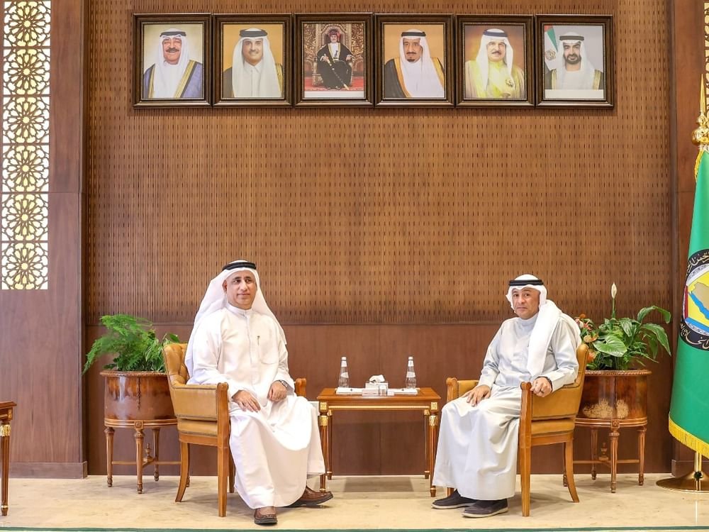 أمين عام مجلس التعاون يشيد بإنجازات "منطاد الإمارت" العالمية 1 أمين عام مجلس التعاون يشيد بإنجازات "منطاد الإمارت" العالمية
