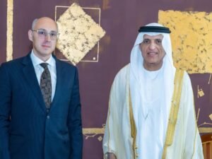 سعود بن صقر يستقبل سفير أوكرانيا