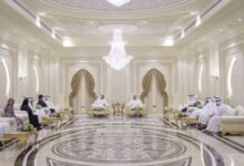 حاكم الشارقة يستقبل وفد مصرف الإمارات الإسلامي