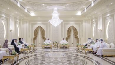 حاكم الشارقة يستقبل وفد مصرف الإمارات الإسلامي