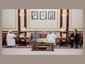 ولي عهد الفجيرة يلتقي محاضرين شاركا في "مجلس محمد بن حمد الشرقي"