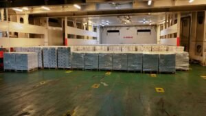 الإمارات تواصل دعمها الإغاثي العاجل لأفغانستان وتجهز سفينة محملة بآلاف الأطنان من المساعدات الإنسانية للمتضررين من الزلزال