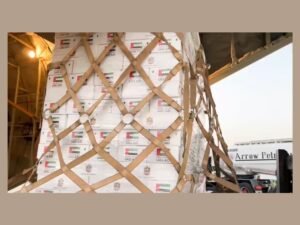 "العمليات المشتركة": وصول طائرة المساعدات الإماراتية التاسعة إلى أفغانستان