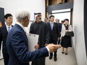 ولي عهد أبوظبي يزور جناح اليابان في معرض "إكسبو 2025 أوساكا"