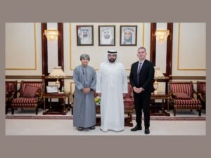 ولي عهد الفجيرة يلتقي محاضرين شاركا في "مجلس محمد بن حمد الشرقي"