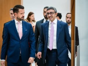 عبدالله بن زايد يلتقي رئيس مونتينيغرو في نيويورك