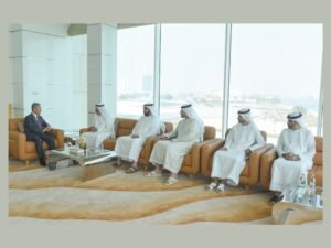 حاكم أم القيوين يستقبل سفير الصين لدى الدولة