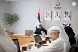 خالد بن محمد بن زايد يترأس اجتماع المجلس التنفيذي لإمارة أبوظبي 5 خالد بن محمد بن زايد يترأس اجتماع المجلس التنفيذي لإمارة أبوظبي