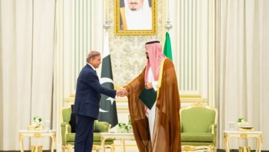 السعودية وباكستان توقعان اتفاقية دفاع إستراتيجي مشترك