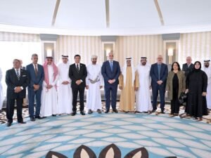 نهيان بن مبارك يستقبل وفدا من البرلمان العربي