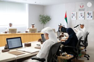 خالد بن محمد بن زايد يترأس اجتماع المجلس التنفيذي لإمارة أبوظبي 4 خالد بن محمد بن زايد يترأس اجتماع المجلس التنفيذي لإمارة أبوظبي