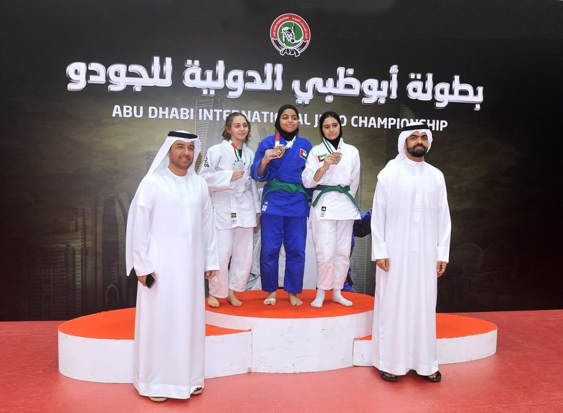 "الفجيرة للفنون القتالية" يتصدر فردي الناشئين في الجولة الافتتاحية لدولية أبوظبي 1 "الفجيرة للفنون القتالية" يتصدر فردي الناشئين في الجولة الافتتاحية لدولية أبوظبي