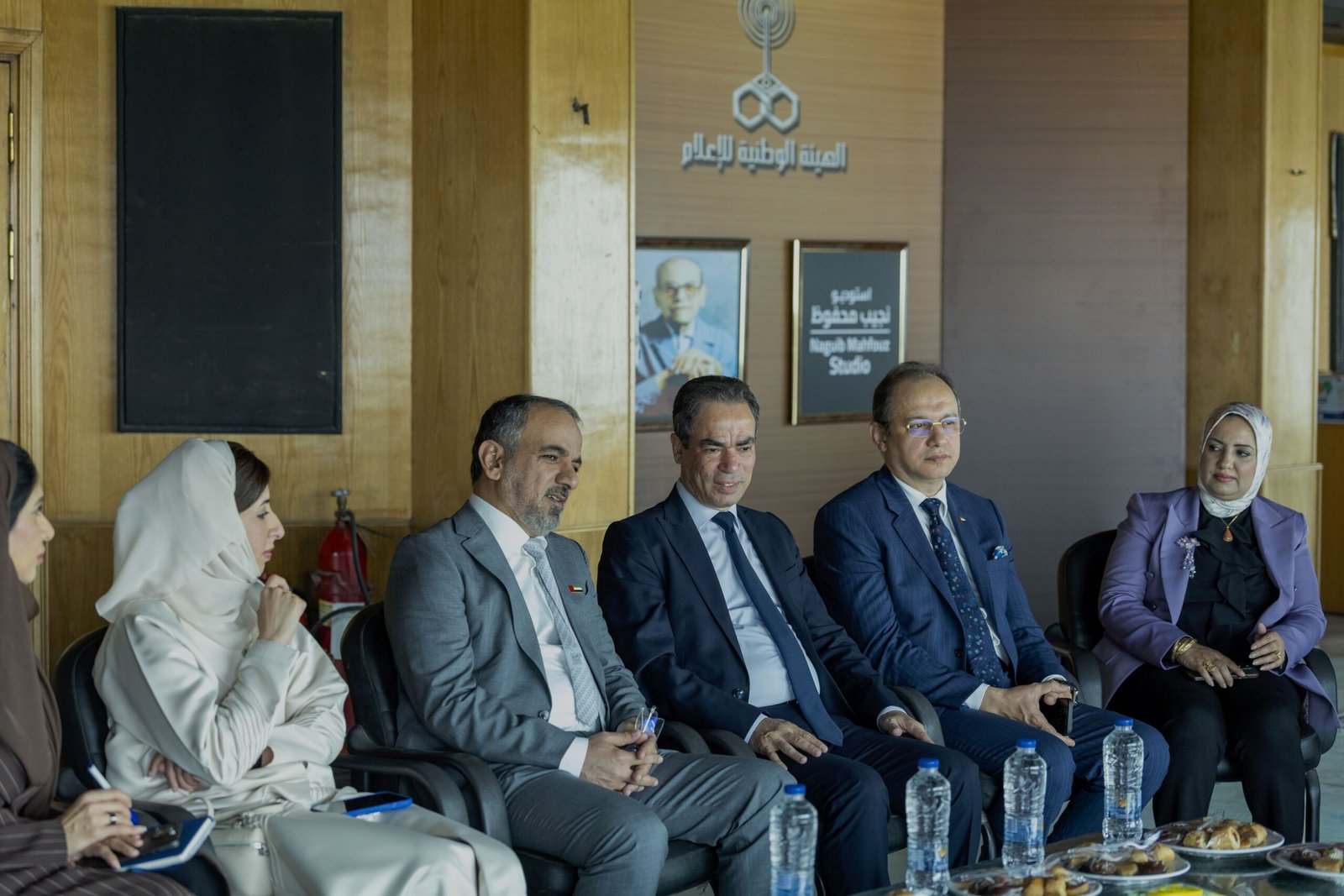 وفد "بريدج" يعقد اجتماعات موسعة مع أبرز الكيانات الإعلامية في مصر ضمن تحضيراته لقمة "بريدج 2025" 1 وفد "بريدج" يعقد اجتماعات موسعة مع أبرز الكيانات الإعلامية في مصر ضمن تحضيراته لقمة "بريدج 2025"