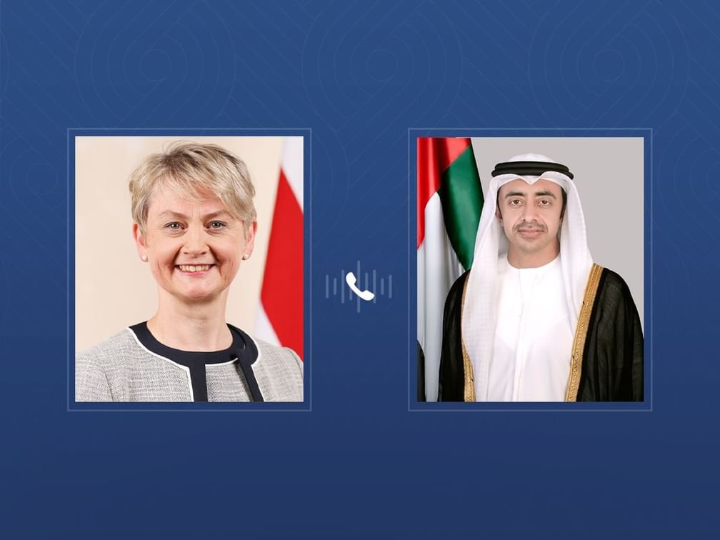 عبدالله بن زايد يهنئ هاتفيا وزيرة خارجية بريطانيا ويبحثان تعزيز العلاقات بين البلدين 1 عبدالله بن زايد يهنئ هاتفيا وزيرة خارجية بريطانيا ويبحثان تعزيز العلاقات بين البلدين