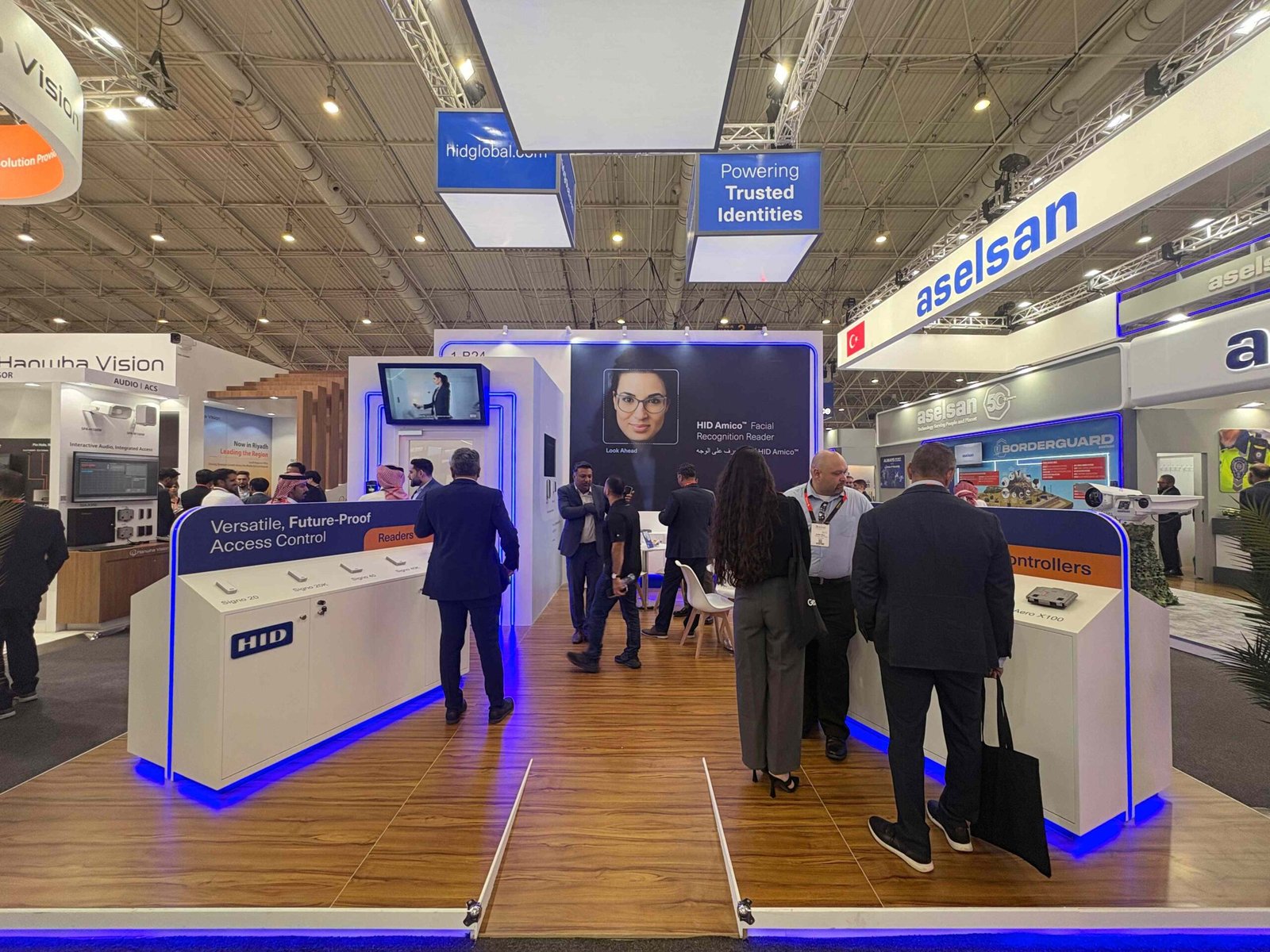 دعماً لرؤية المملكة 2030 وأهداف التحول الرقمي تشارك «HID» أحدث حلول الهويات الرقمية وأذونات الدخول في معرض إنترسك السعودية 2025 1 دعماً لرؤية المملكة 2030 وأهداف التحول الرقمي تشارك «HID» أحدث حلول الهويات الرقمية وأذونات الدخول في معرض إنترسك السعودية 2025