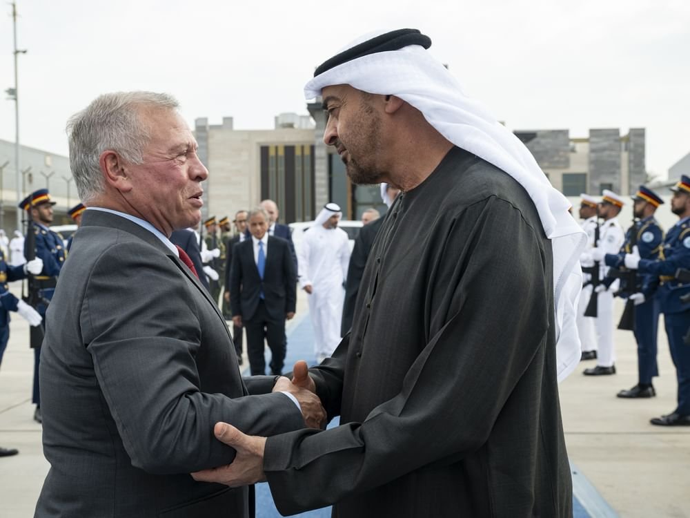 رئيس الدولة وملك الأردن يبحثان العلاقات الأخوية والتطورات الإقليمية 1 رئيس الدولة وملك الأردن يبحثان العلاقات الأخوية والتطورات الإقليمية