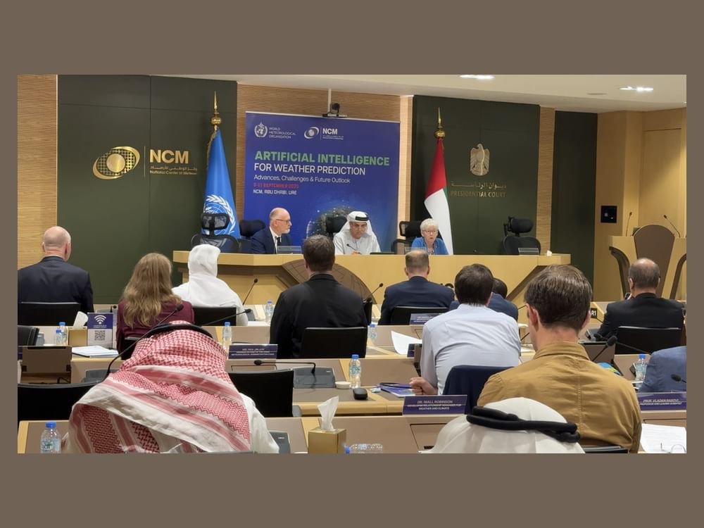 مؤتمر "الذكاء الاصطناعي للتنبؤ بالطقس" يختتم أعماله في أبوظبي 1 مؤتمر "الذكاء الاصطناعي للتنبؤ بالطقس" يختتم أعماله في أبوظبي