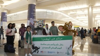 مطار زايد الدولي.. تجربة استقبال مميزة احتفاء باليوم الوطني السعودي الـ95.