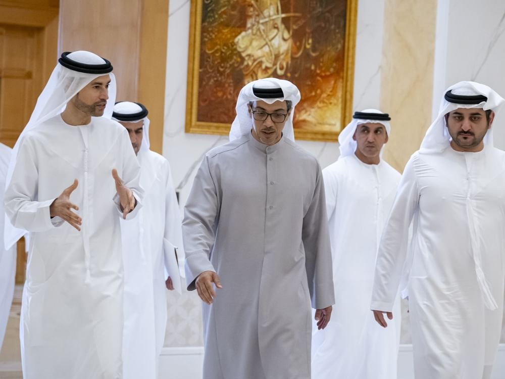 بحضور منصور بن زايد ومكتوم بن محمد.. لجنة الميزانية العامة للاتحاد تناقش مشروع الميزانية العامة للسنة المالية 2026