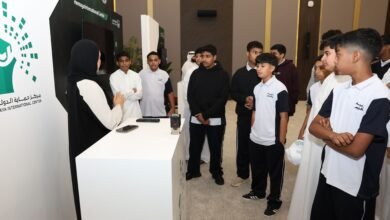 شرطة دبي تعزز الوعي الرقمي بين طلبة المدارس