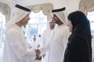 هزاع بن زايد يستقبل أوائل الثانوية العامة على مستوى منطقة العين 2 هزاع بن زايد يستقبل أوائل الثانوية العامة على مستوى منطقة العين