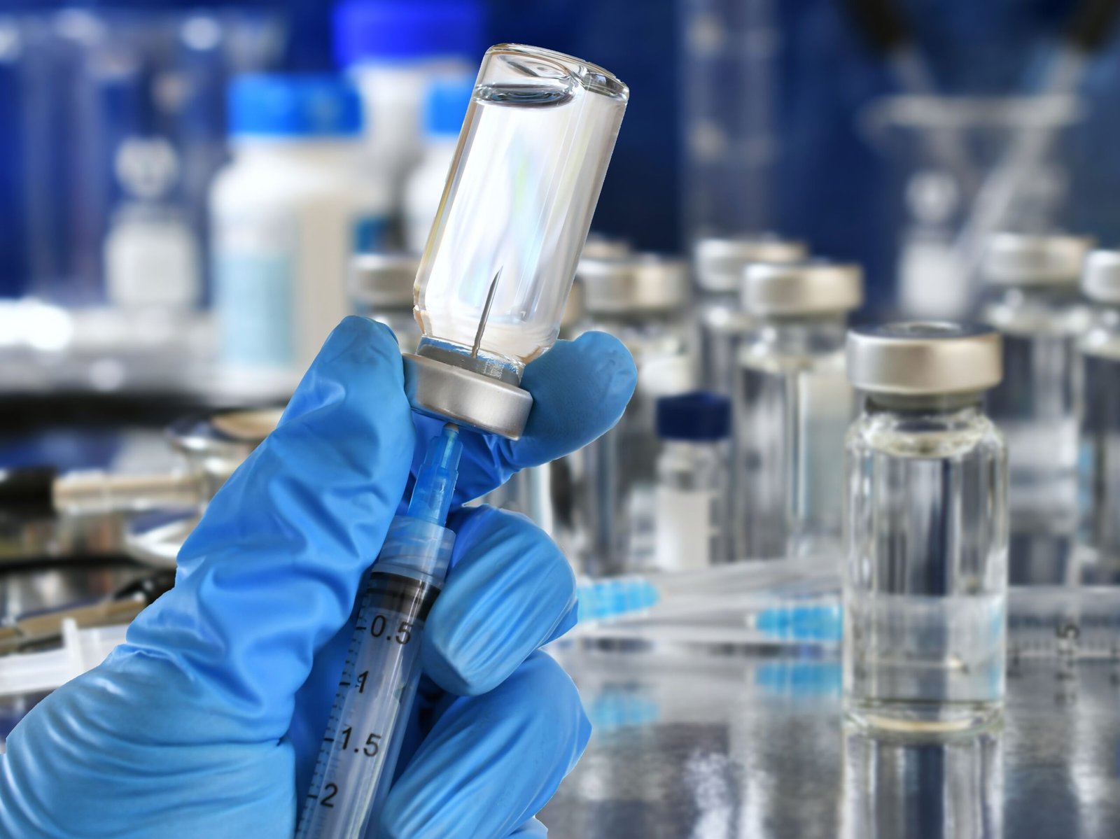 علماء يطورون لقاحًا ضد جميع سلالات إنفلونزا الطيور 1 علماء يطورون لقاحًا ضد جميع سلالات إنفلونزا الطيور