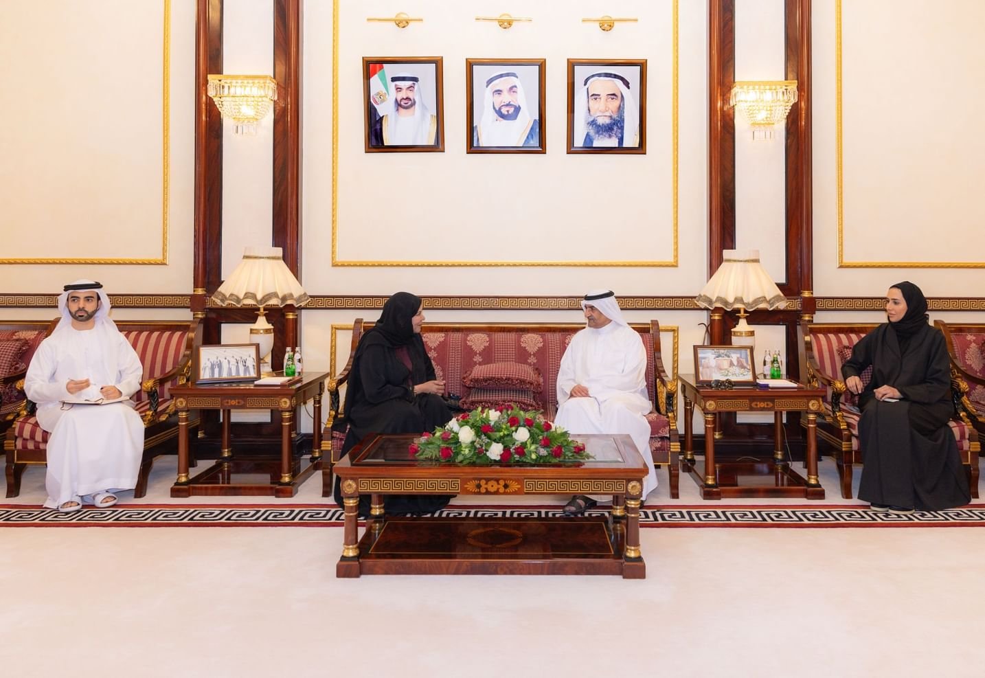 حمد الشرقي يستقبل وزيرة الأسرة .. ويؤكد أن بناء أسرة قوية ركيزة أساسية لإعداد مجتمع متكامل