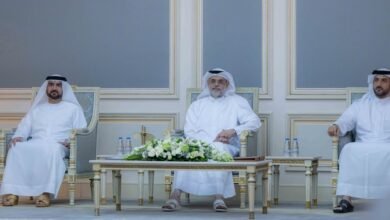 ولي عهد الشارقة يستقبل أعضاء فريق تجربة المتعامل لخدمة "مواساة"