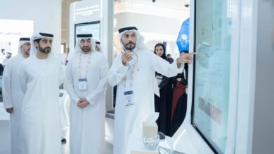 سالم بن عبدالرحمن القاسمي يزور جناح حكومة الشارقة في "جيتكس 2025"