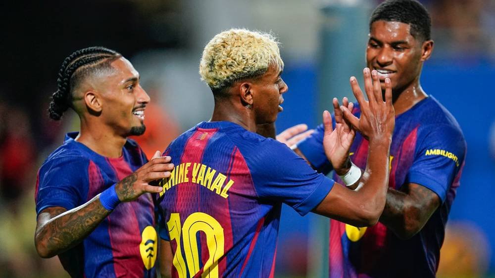 برشلونة يُكذب "ازدواجية المعايير" بين يامال وراشفورد 1 برشلونة