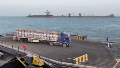 سفينة الإمارات الإنسانية تبحر إلى غزة محمّلة بـ 7,200 طن من المساعدات