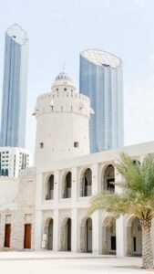 «قصر الحصن».. منارة تراثية تخلد تراث أبوظبي ومسيرتها التنموية