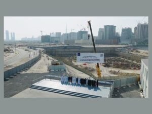 أحمد بن سعيد يكرّم المانحين الداعمين لمشروع بناء مستشفى حمدان بن راشد للسرطان