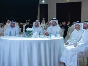 سلطان بن أحمد القاسمي يشهد جلسة مناقشة إستراتيجية مجلس القضاء بالشارقة