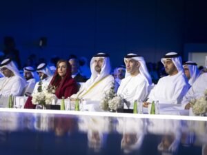 سلطان بن أحمد القاسمي يفتتح أعمال "منتدى الشارق للاستثمار" و"مؤتمر الاستثمار العالمي" 2025