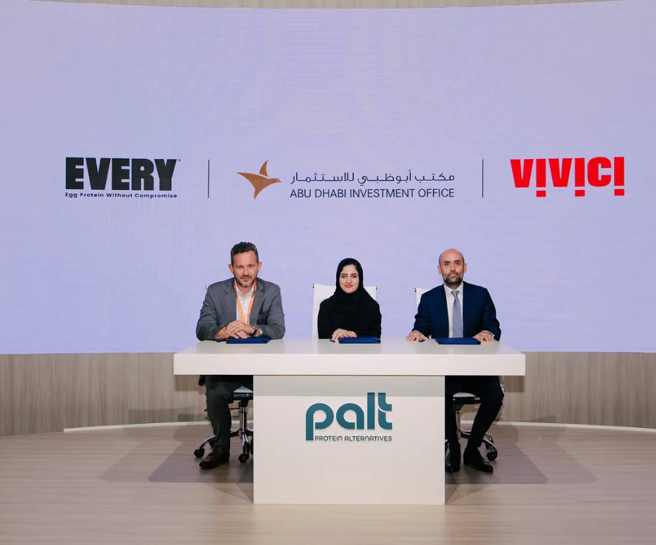 مكتب أبوظبي للاستثمار يتعاون مع شركتَي «إيفري» و«فيفيتشي» لإنتاج البروتينات البديلة على نطاق واسع باستخدام تقنية التخمير