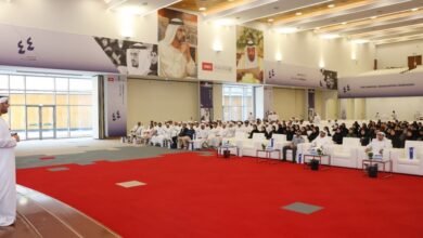 شرطة أبوظبي تعزز الوعي بمخاطر المخدرات لطلبة جامعة الإمارات