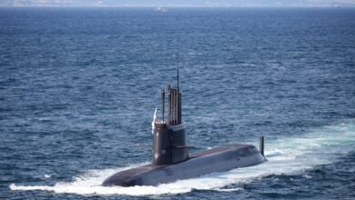 كوريا الجنوبية تنزل إلى المياه غواصة صاروخية متطورة