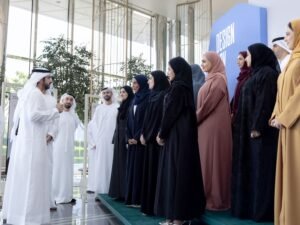 حمدان بن محمد يشهد تخريج منتسبي الدورة الثانية لبرنامج القيادة والتصميم