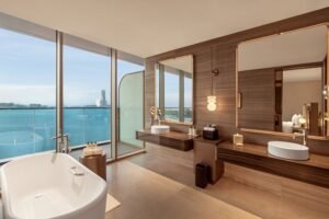 «إنيسمور» تعلن عن افتتاح أول منتجع شامل للحياة العصرية في رأس الخيمة