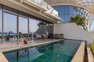 «إنيسمور» تعلن عن افتتاح أول منتجع شامل للحياة العصرية في رأس الخيمة