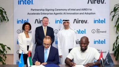 "إنتل" و"AIREV" الإماراتية تتعاونان لتسريع ابتكار واعتماد الذكاء الاصطناعي الوكيل