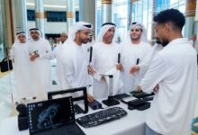 "الأرشيف والمكتبة الوطنية" و"زايد لأصحاب الهمم" يحتفيان بيوم العصا البيضاء