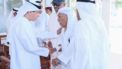 قائد عام شرطة رأس الخيمة يلتقي نخبة من كبار المواطنين