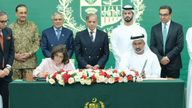 "القابضة" تستحوذ على أكثر من 82% من حصص أسهم بنك "فيرست وومن بنك ليمتد" بباكستان